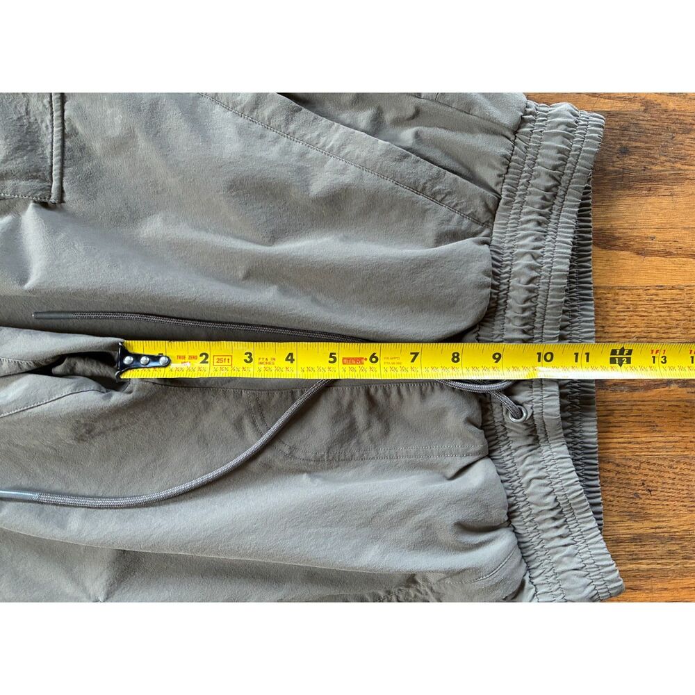 Alo Yoga Gray Gym Cargo Active Pants Sports Sweatpants  Women's Size Small - Picture 7 of 10